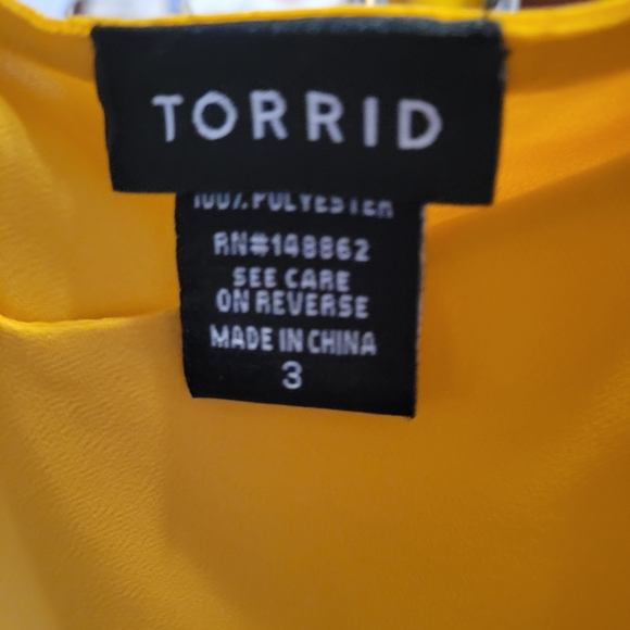 Torrid Golden Yellow Camisole Top NWOT - Picture 4 of 5